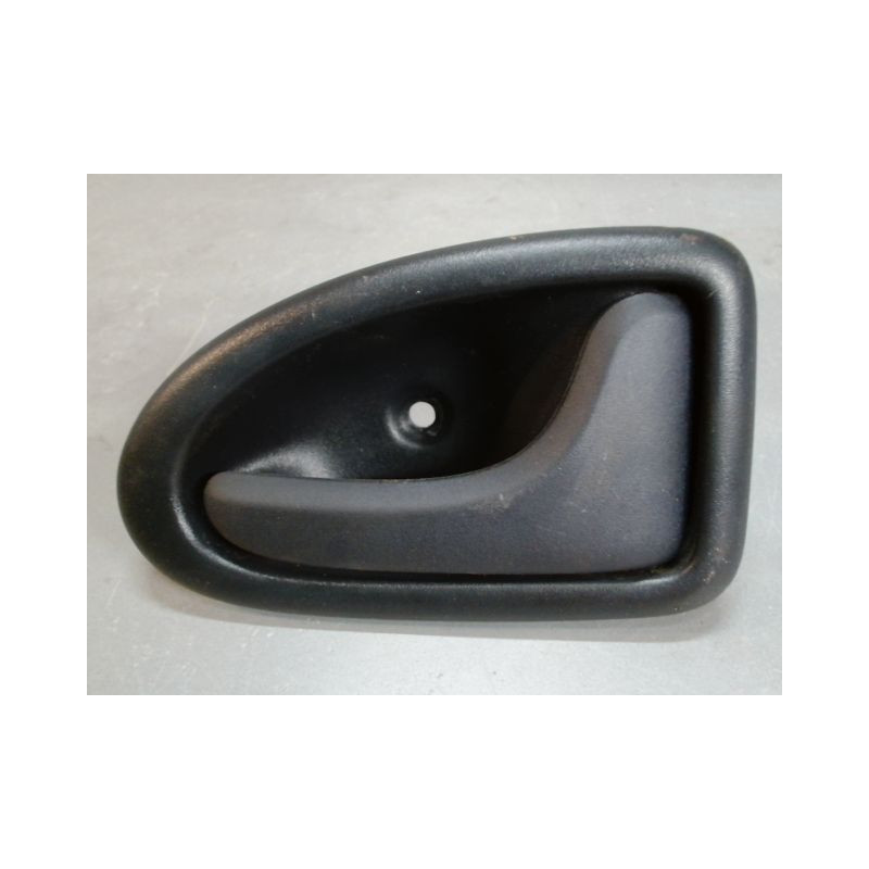POIGNEE INTERIEURE PORTE AVANT DROIT RENAULT CLIO II PH.2 01-06
