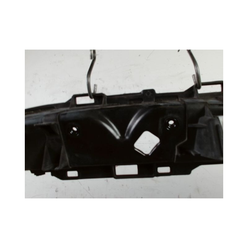 TRAVERSE SUPERIEURE ARMATURE AVANT MERCEDES CITAN