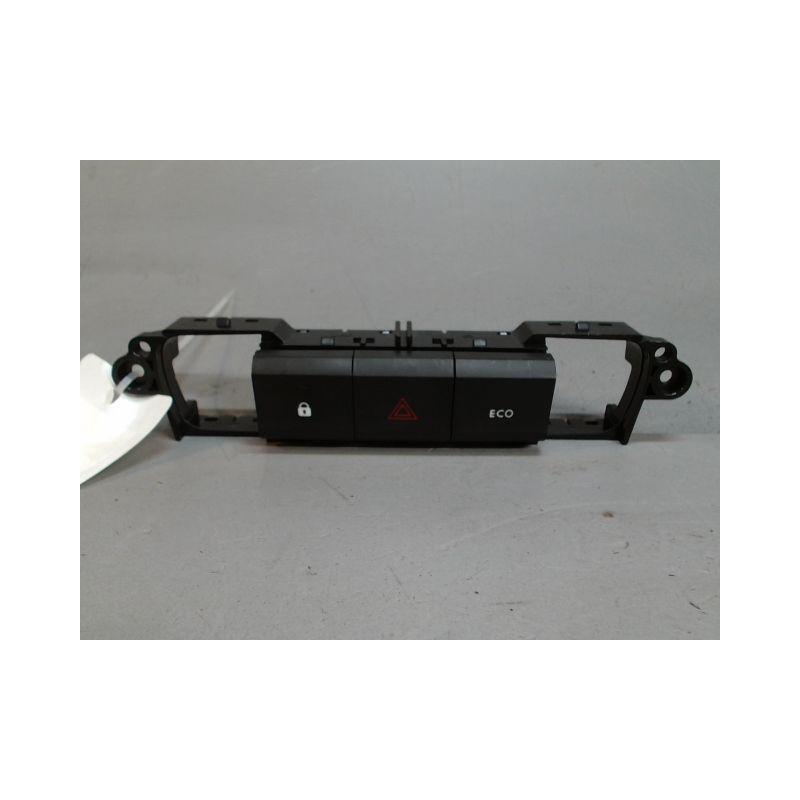 BOUTON DE WARNING DACIA SPRING