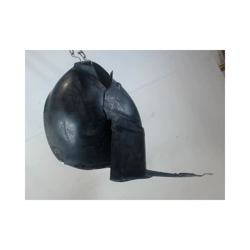 PARE-BOUE AVANT GAUCHE VOLKSWAGEN PASSAT