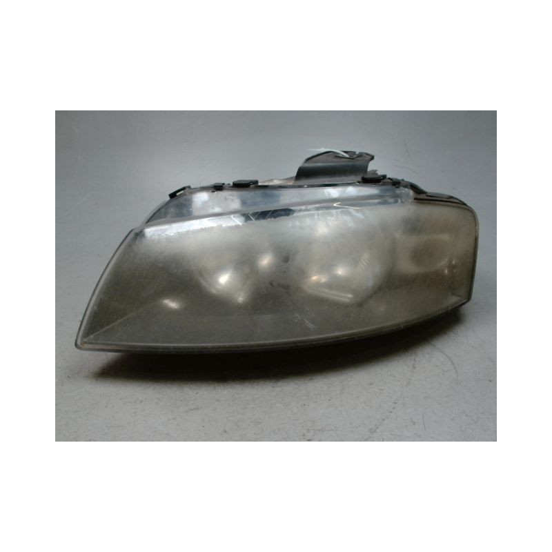 PHARE GAUCHE AUDI A3