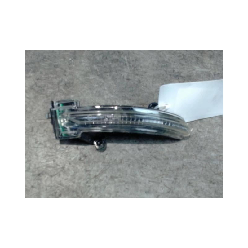 REPETITEUR RETROVISEUR GAUCHE RENAULT MEGANE