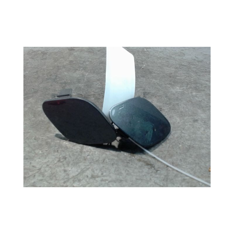 OBTURATEUR COUVRE CROCHET DE BOUCLIER AV TOYOTA VERSO 2010-