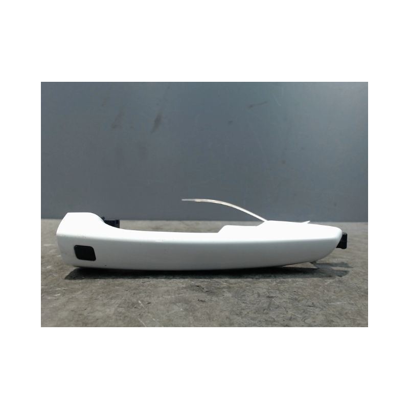 POIGNEE EXTERIEURE PORTE AVANT DROIT HYUNDAI I30