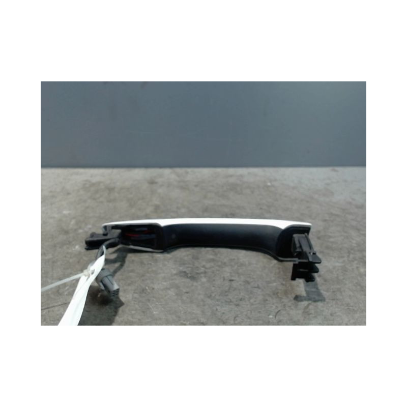 POIGNEE EXTERIEURE PORTE AVANT DROIT HYUNDAI I30
