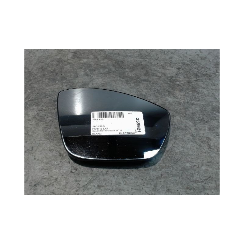 GLACE RETROVISEUR EXT D FIAT 600