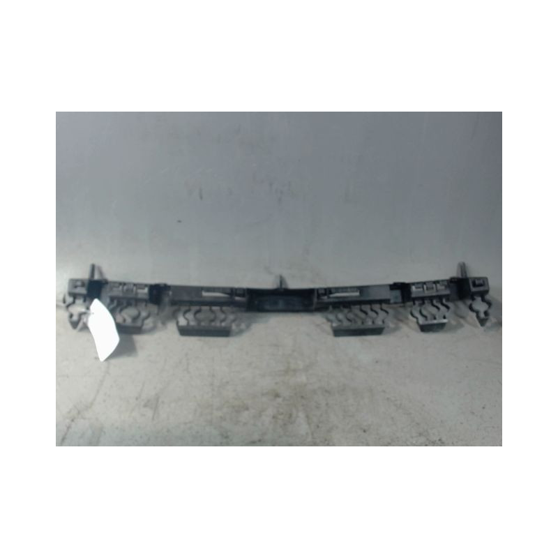 SUPPORT CENTRAL PARE-CHOC ARRIERE  RENAULT CLIO