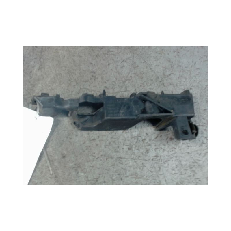 SUPPORT PARE-CHOC AVG AUDI A6 2004-