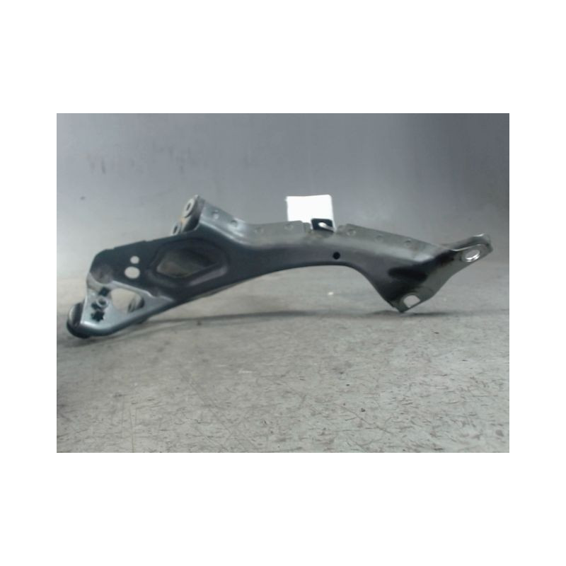 SUPPORT AILE AVG AUDI A6 2004-