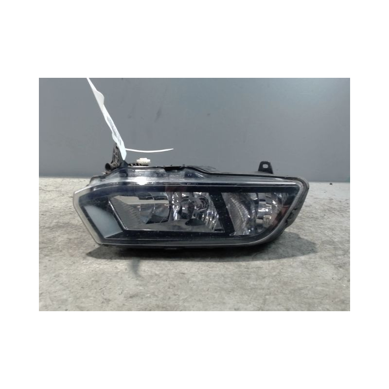 PHARE ANTIBROUILLARD AVANT DROIT VOLKSWAGEN POLO 2005-