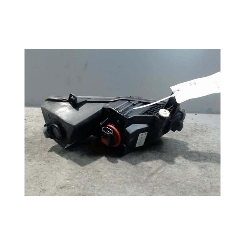 PHARE ANTIBROUILLARD AVANT DROIT VOLKSWAGEN POLO 2005-