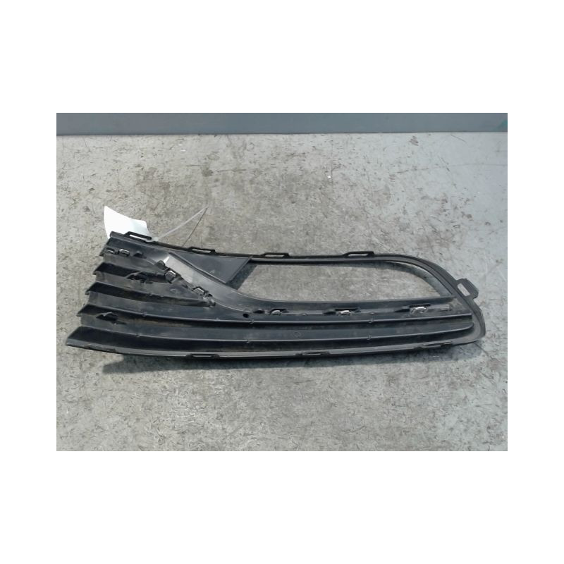 OBTURATEUR PHARE ADDITIONNEL PARE-CHOC AVD VOLKSWAGEN POLO 2009-