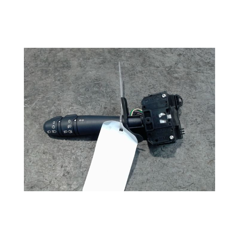 COMMANDE CLIGNOTANT RENAULT CLIO II PH.2 01-06
