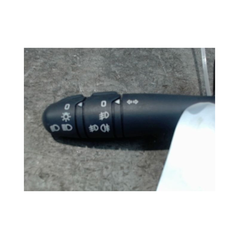 COMMANDE CLIGNOTANT RENAULT CLIO II PH.2 01-06