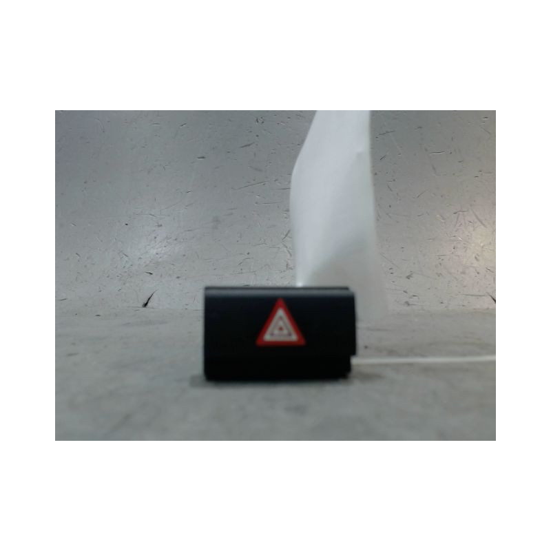 BOUTON DE WARNING CITROEN JUMPY
