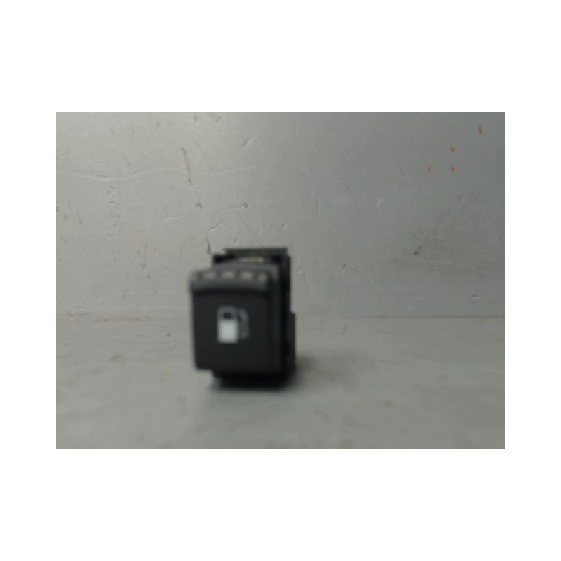 ACTIONNEUR TRAPPE CARBURANT VOLKSWAGEN PASSAT