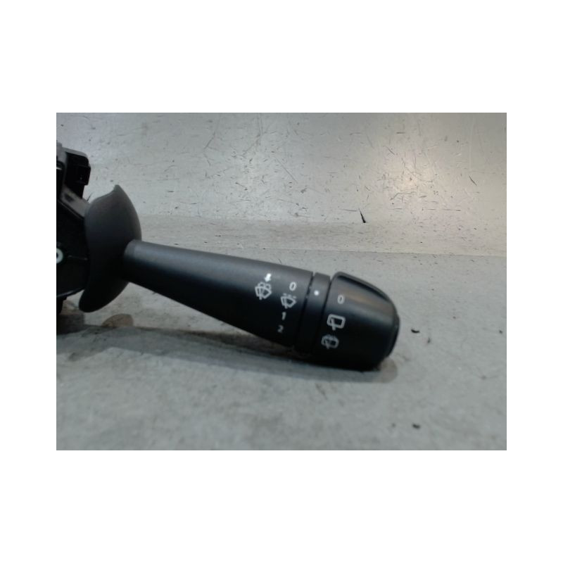 COMMANDE ESSUIE GLACE DACIA SANDERO