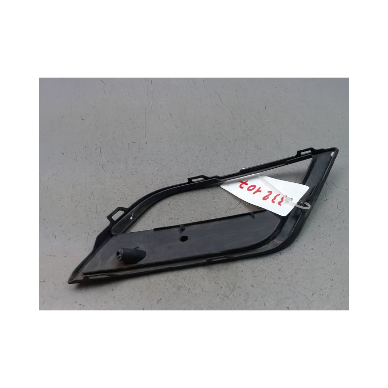 ENJOLIVEUR PARE-CHOC AVG SEAT LEON 2009-