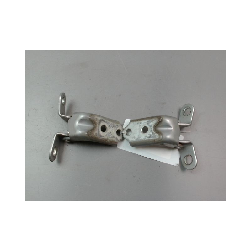 CHARNIÈRE PORTE AVD KIA CEE D I Phase 1 2007-2009