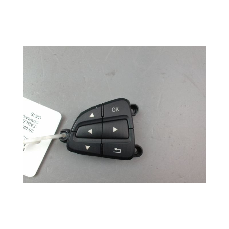 COMMANDES VOLANT GAUCHE  MERCEDES CLASSE B 2008-