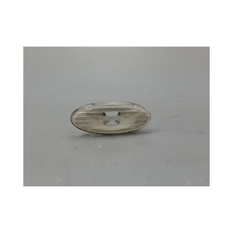 REPETITEUR AILE GAUCHE NISSAN NOTE