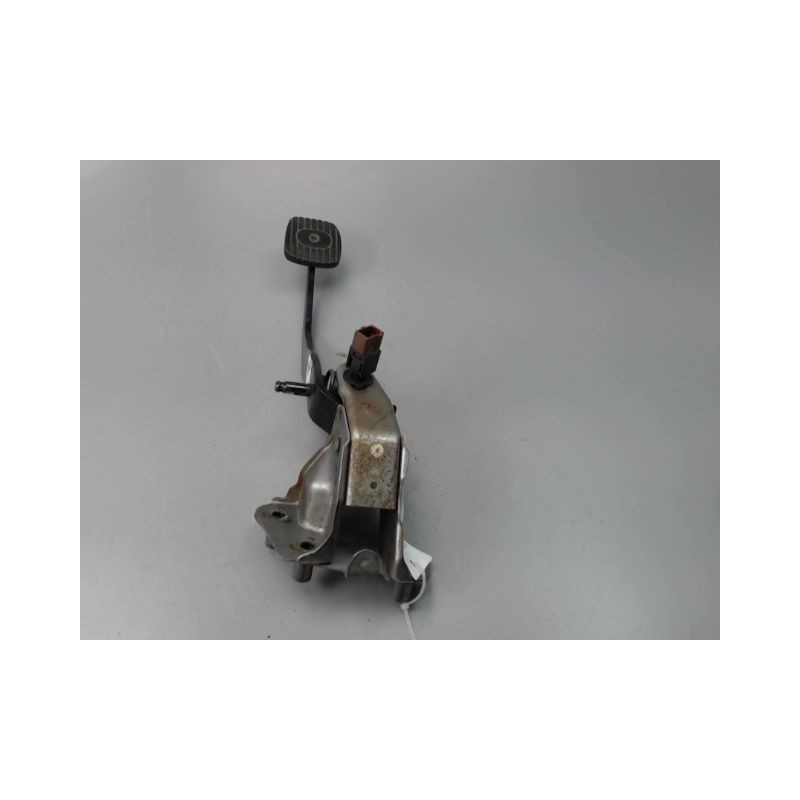 PEDALE EMBRAYAGE NISSAN NOTE