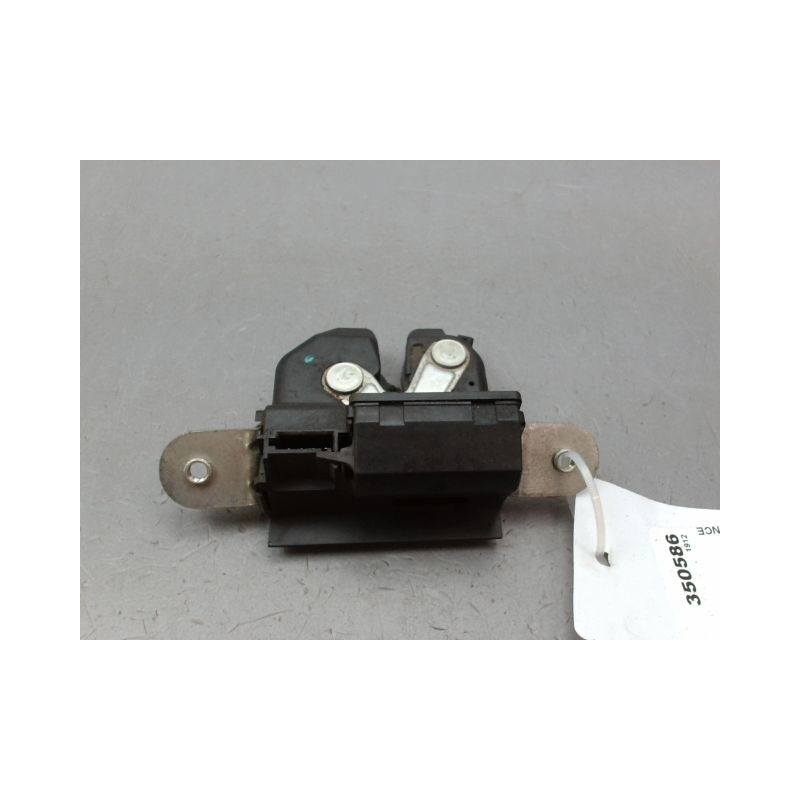 SERRURE HAYON  FIAT 500 II Phase 1 2007-...