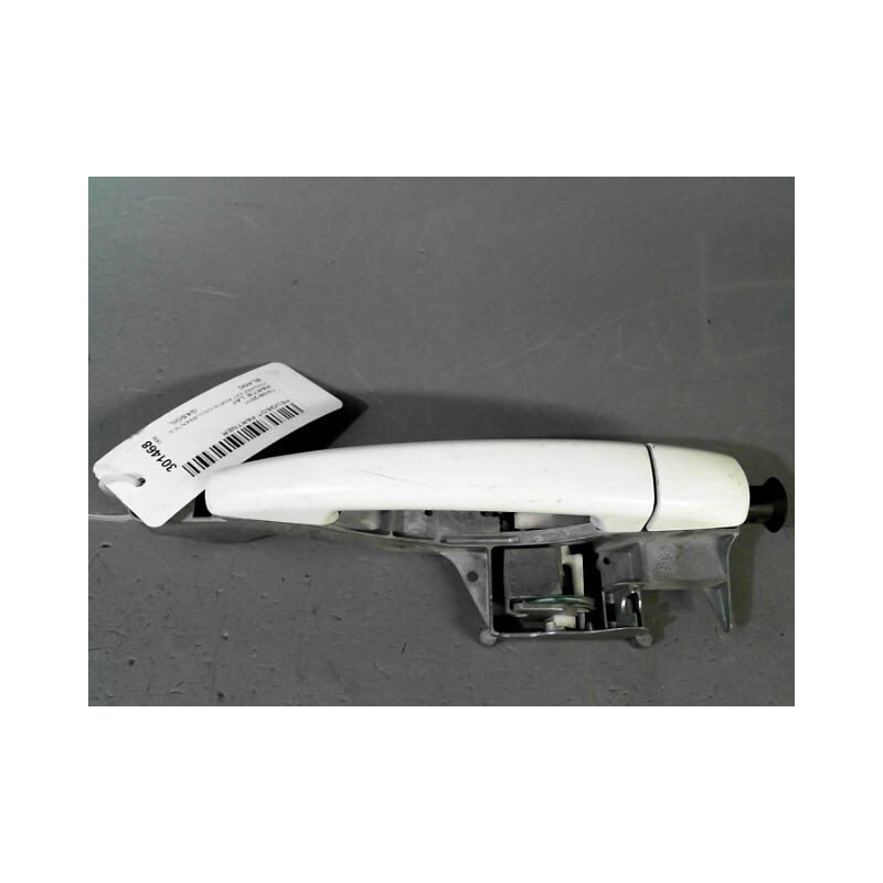 POIGNEE EXTERIEURE PORTE COULISSANTE GAUCHE PEUGEOT PARTNER
