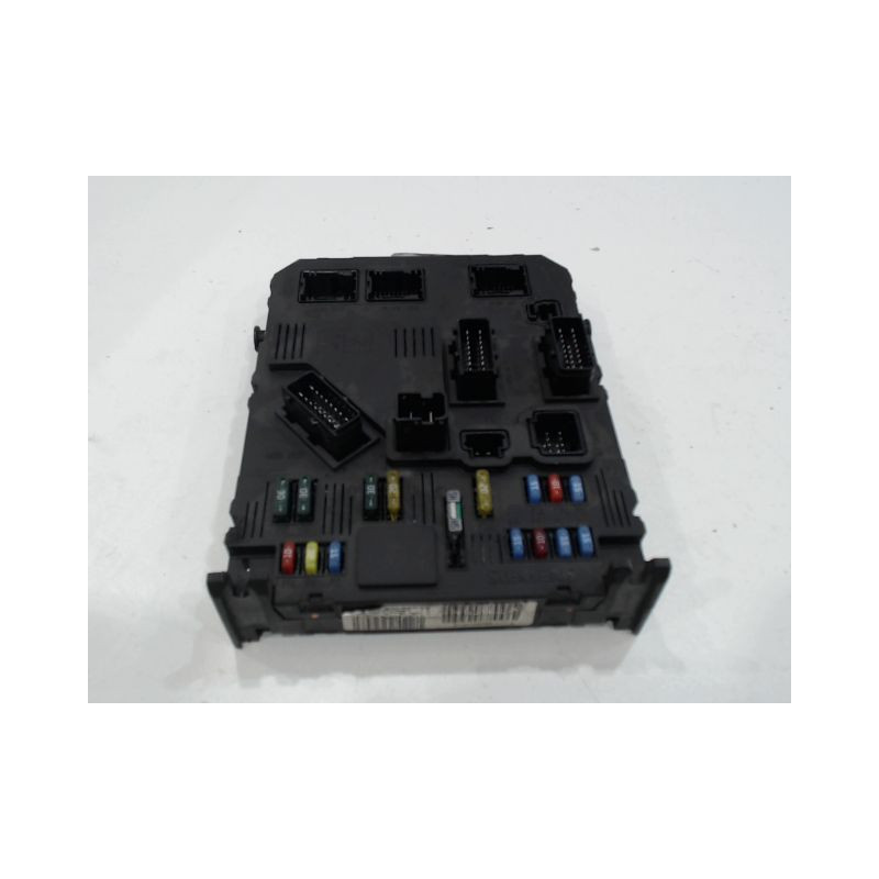 PLATINE FUSIBLE HABITACLE PEUGEOT 407