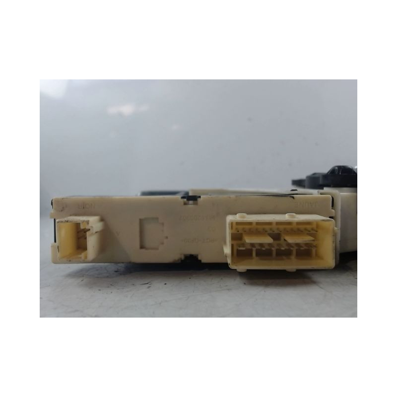 MECANISME+MOTEUR LEVE-GLACE AVANT DROIT PEUGEOT 307 2005-