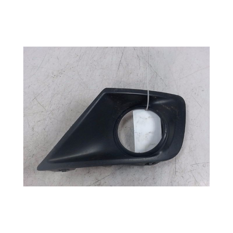 OBTURATEUR PHARE ADDITIONNEL PARE-CHOC AVG PEUGEOT 207 SW