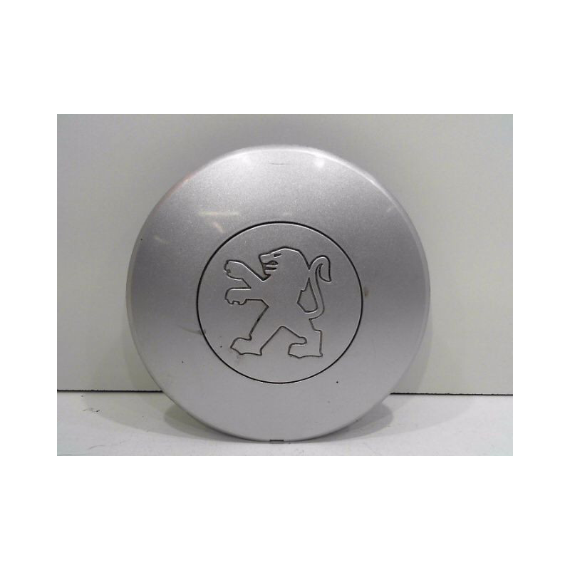 ENJOLIVEUR DE ROUE PEUGEOT EXPERT