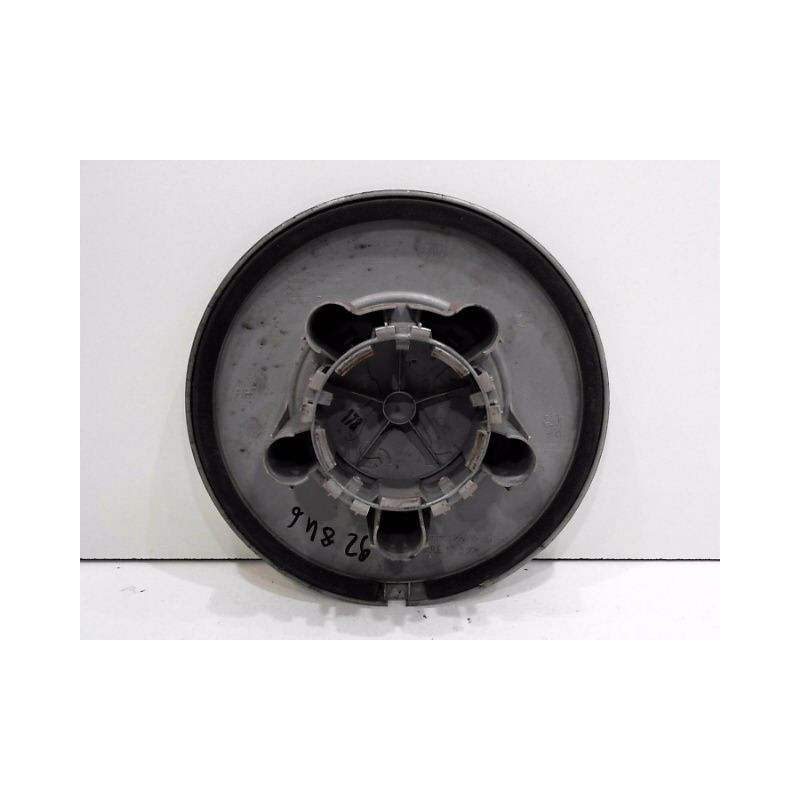 ENJOLIVEUR DE ROUE PEUGEOT EXPERT