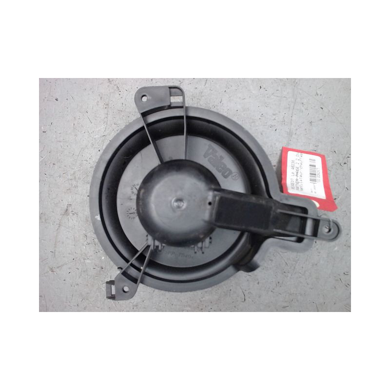 MOTEUR VENTILATEUR CHAUFFAGE PEUGEOT PARTNER 1 PHASE 2 DIESEL