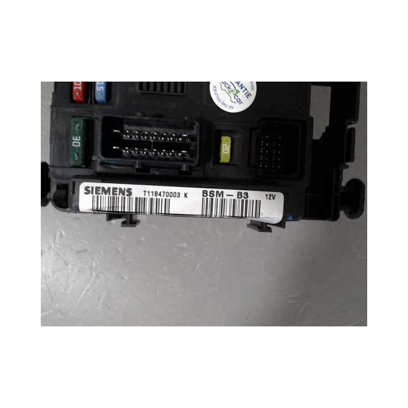 BOITE A FUSIBLES PEUGEOT 206 SW 02-06