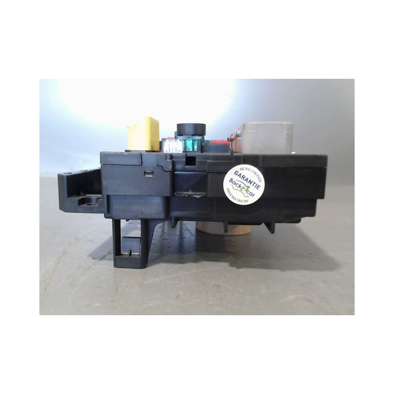 BOITE A FUSIBLES PEUGEOT 207 2006-2013
