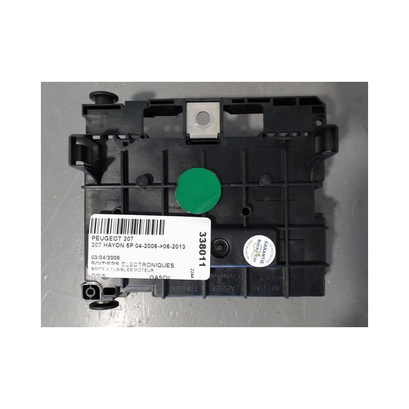 BOITE A FUSIBLES PEUGEOT 207 2006-2013