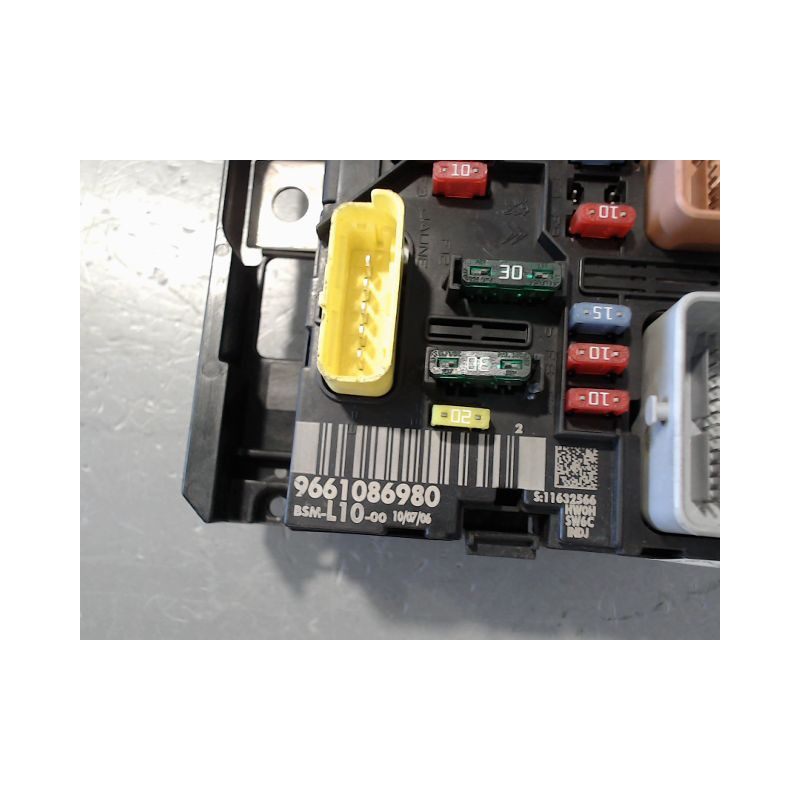 BOITE A FUSIBLES PEUGEOT 207 2006-2013