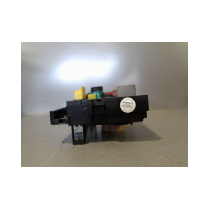 BOITE A FUSIBLES PEUGEOT 207 2006-2013