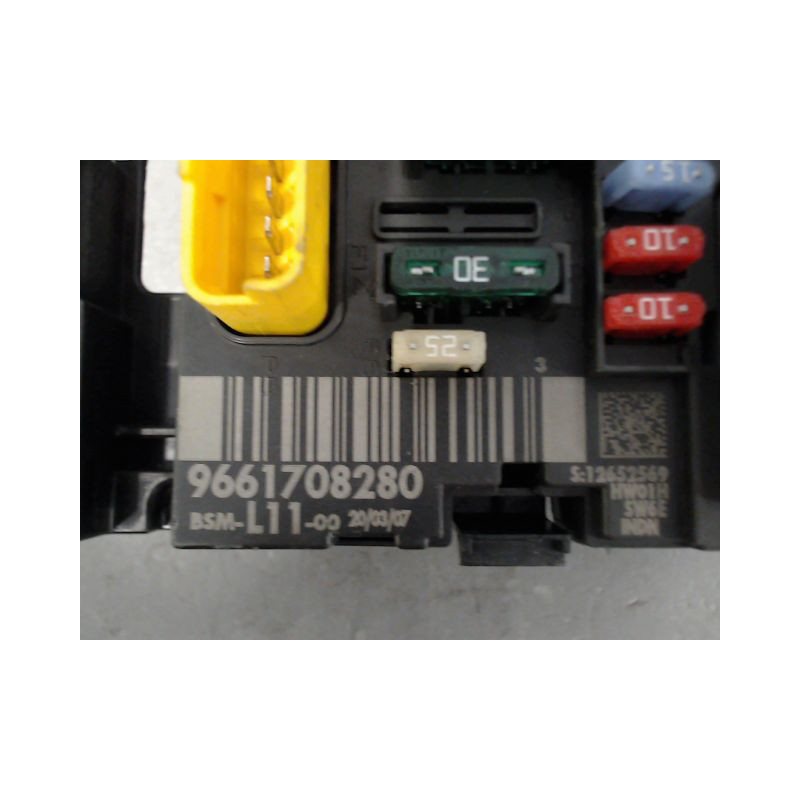 BOITE A FUSIBLES PEUGEOT 207 2006-2013