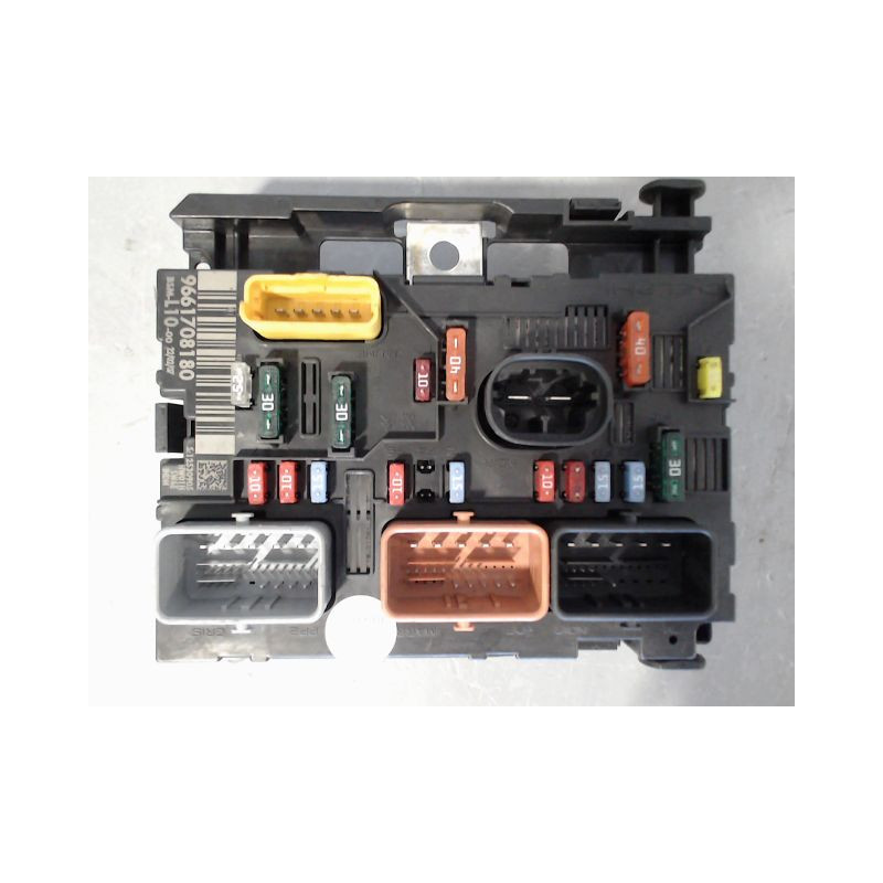 BOITE A FUSIBLES PEUGEOT 207 2006-2013