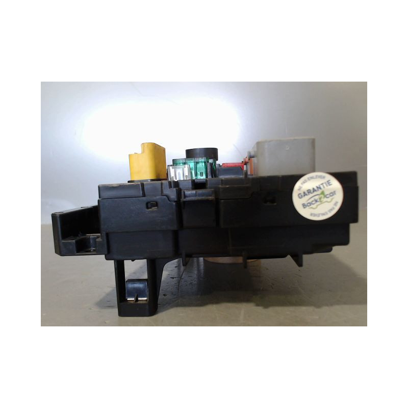 BOITE A FUSIBLES PEUGEOT 207 2006-2013