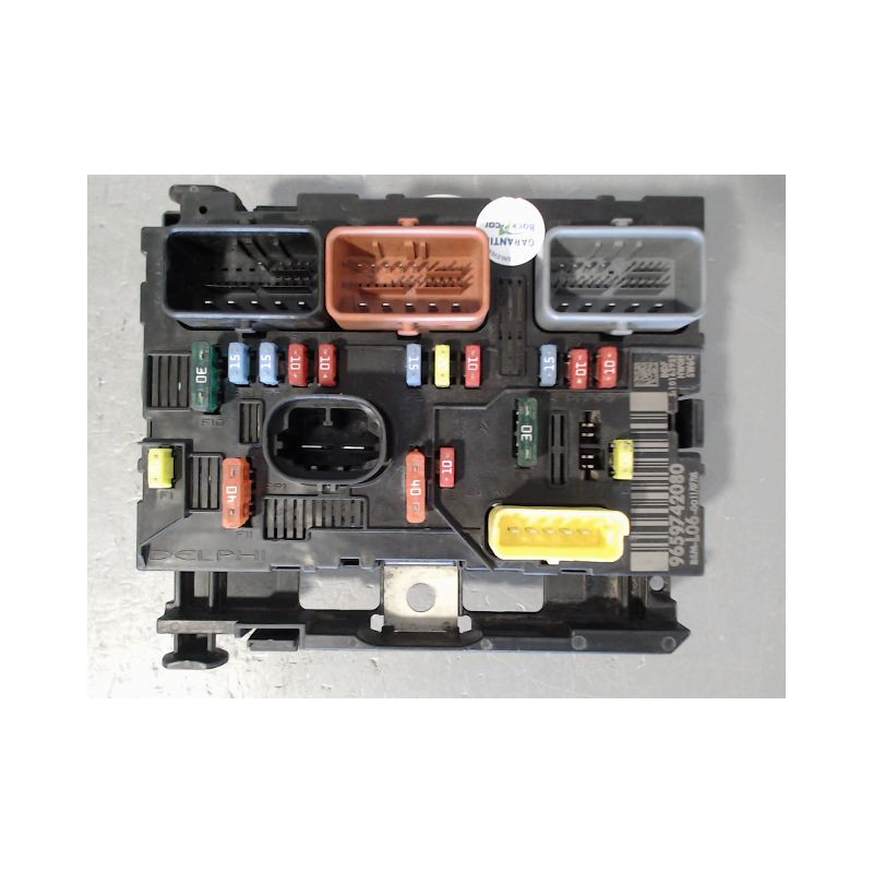 BOITE A FUSIBLES PEUGEOT 307 2005-2007