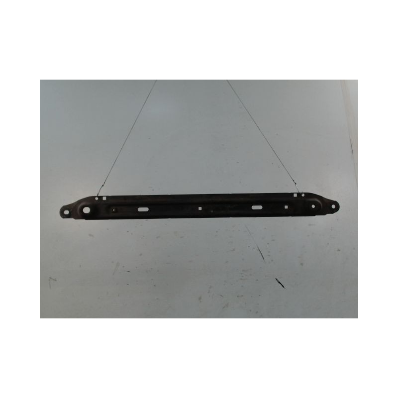TRAVERSE INFERIEURE ARMATURE AVANT CITROEN C4