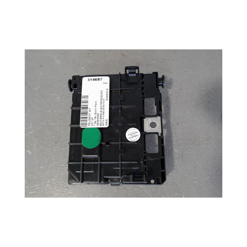 BOITE A FUSIBLES PEUGEOT 207 3P