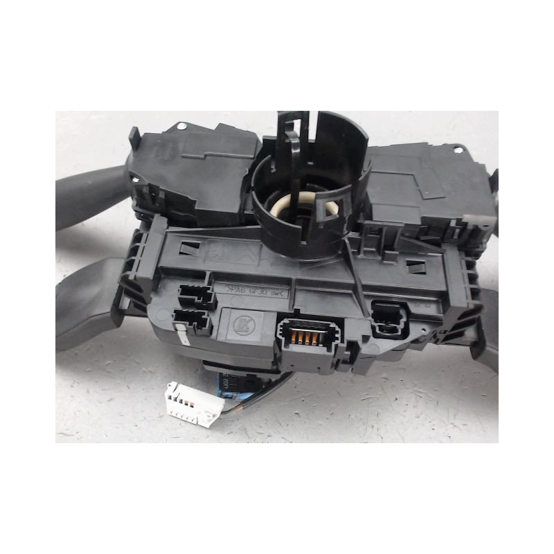 BLOC COMMODOS PEUGEOT 3008