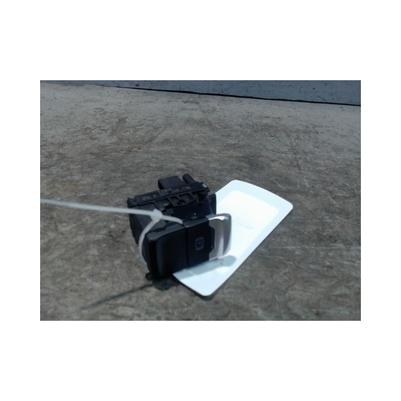 INTERIEUR COMMANDE FREIN A MAIN AUDI A4 2004-