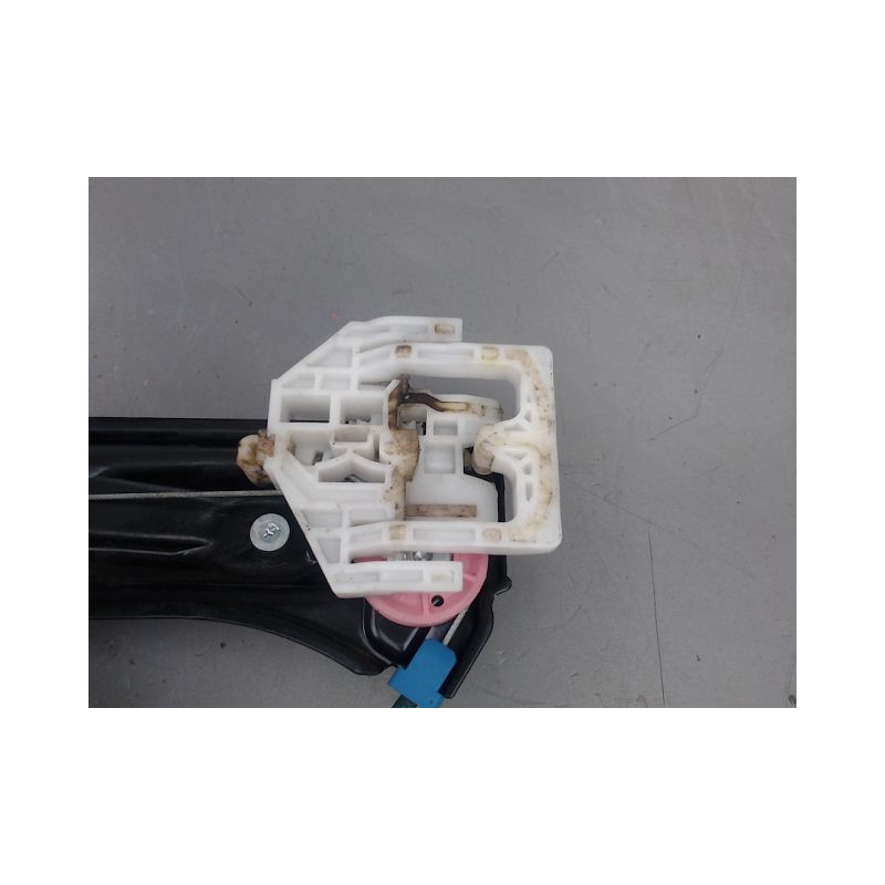 MECANISME LEVE-GLACE AVANT GAUCHE B.M.W. SERIE 1