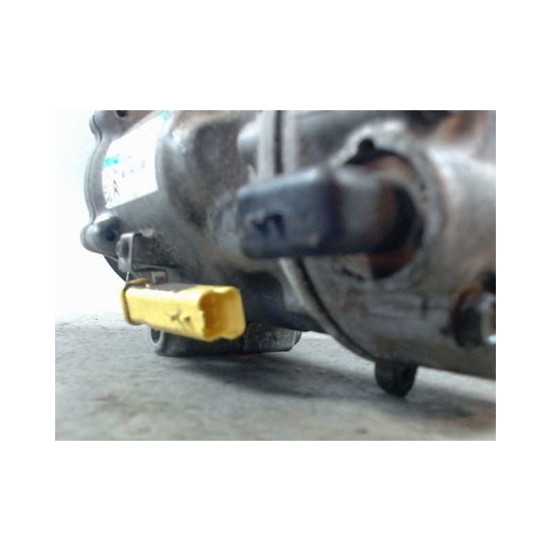 COMPRESSEUR AIR CONDITIONNE PEUGEOT 5008 2009-
