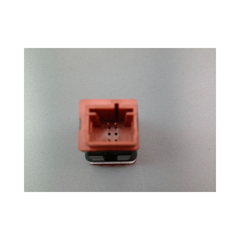 BOUTON DE WARNING CITROEN C3 PICASSO MONOSP. Phase 2 2012-...